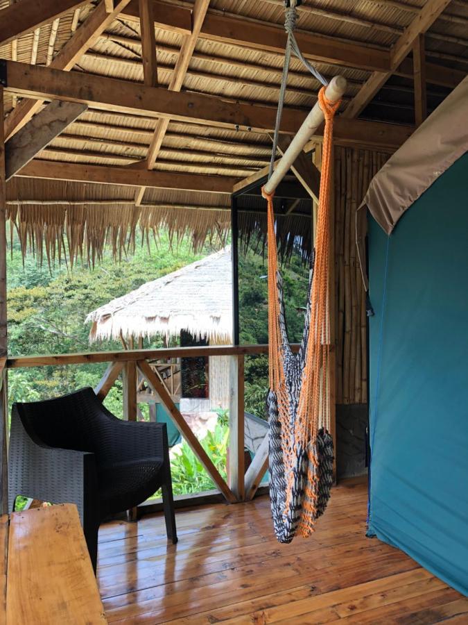 Tami Lodge Providencia Extérieur photo
