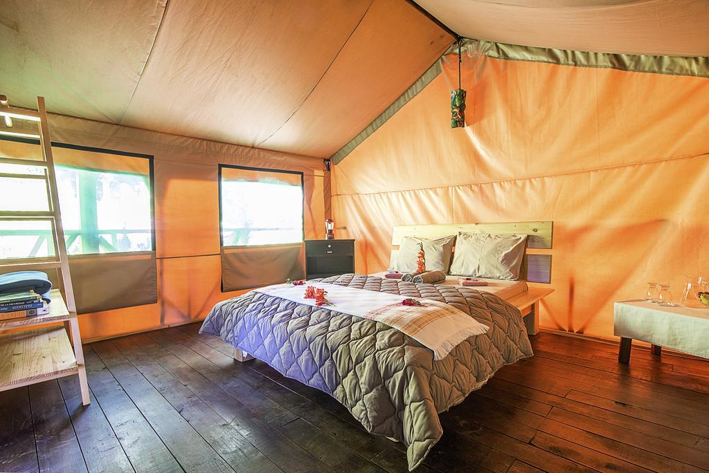 Tami Lodge Providencia Extérieur photo